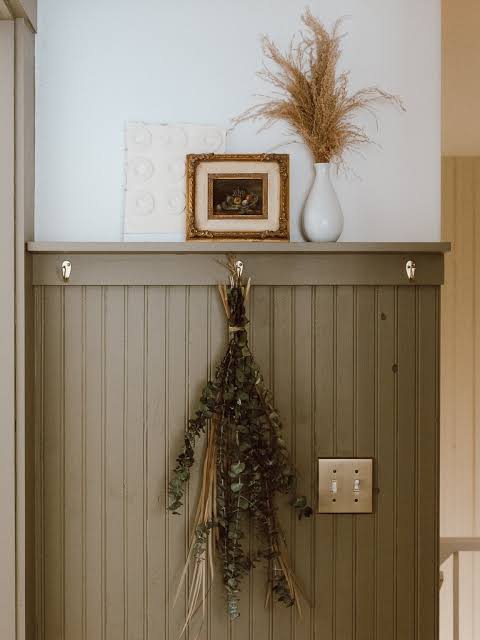 Shiplap vs. Beadboard: Differences, Uses, and How to Choose