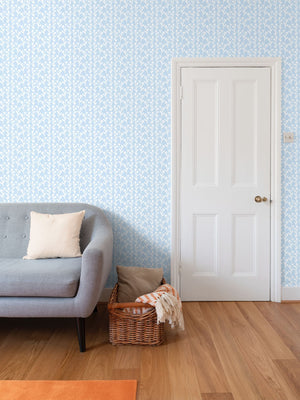 Ivy Manor Wallpaper (Bluebird)