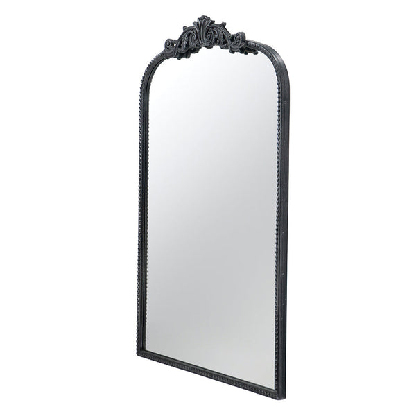 The Baroque �bonis�T Grand Wall Mirror - in use