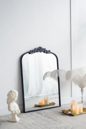 The Baroque �bonis�T Grand Wall Mirror - front view