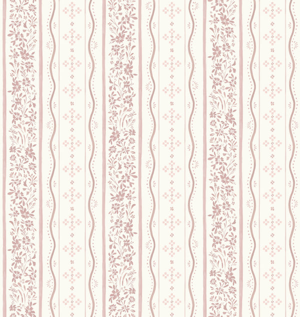 Este Wallpaper by Hufton Studio