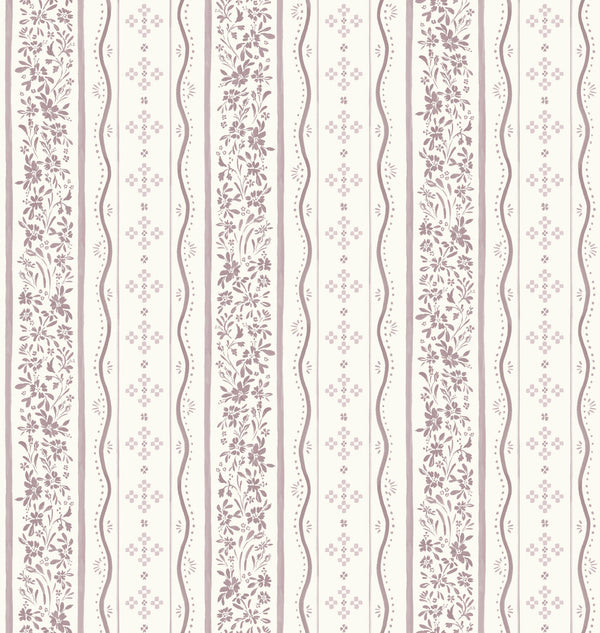Este Wallpaper by Hufton Studio