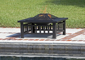 Stonemont Square Fire Pit - detail view