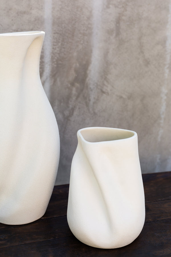 Sabine Vase - side view