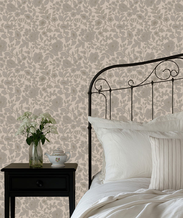 Lorraine Wallpaper by Daphne and Sage