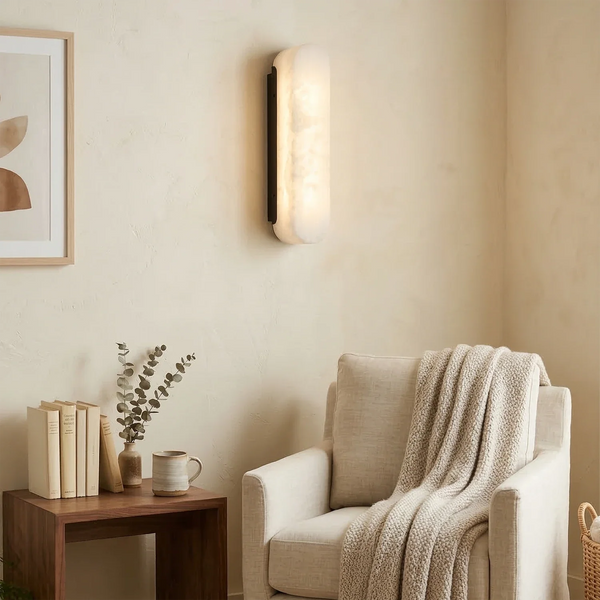 Luxury Alabaster Vertical Wall Lamp
