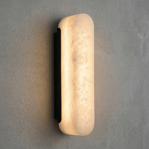 Luxury Alabaster Vertical Wall Lamp